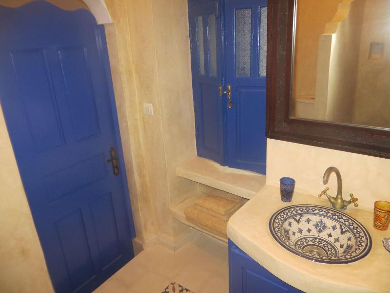 Riad Gloria - Oda