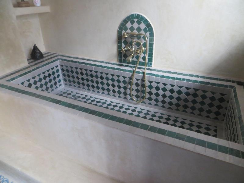 Riad Gloria - Oda