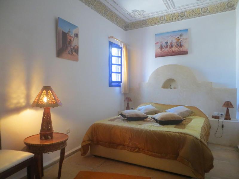 Riad Gloria - Oda