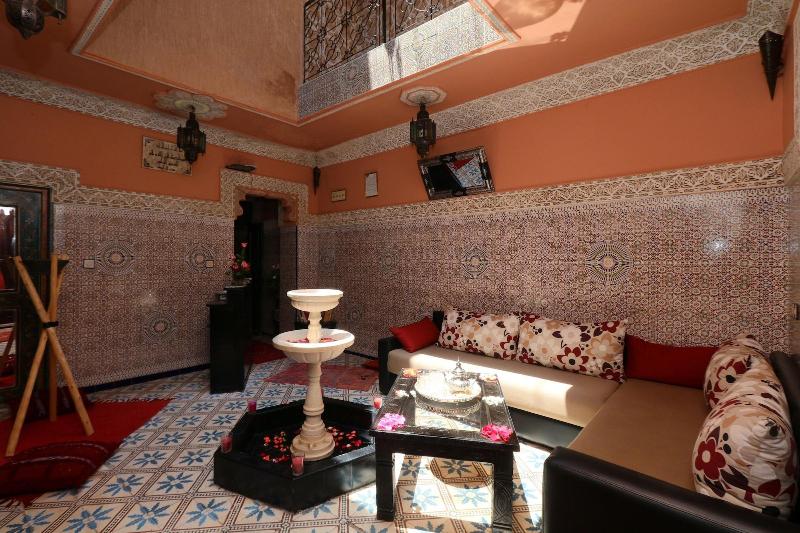 Ha Tel Riad Hayat - Aktivite
