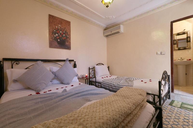 Ha Tel Riad Hayat - Oda