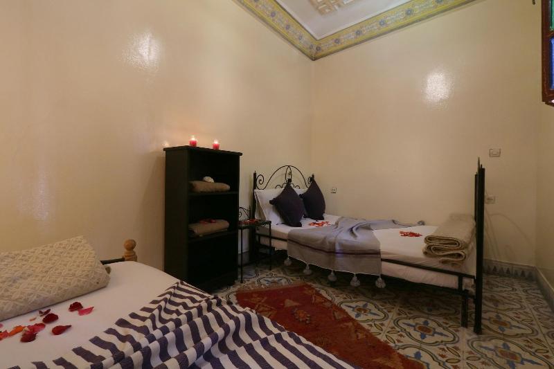 Ha Tel Riad Hayat - Oda