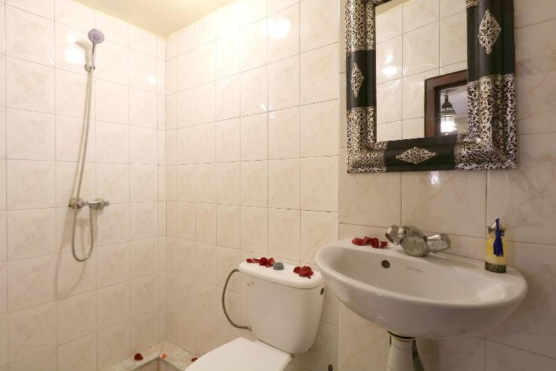 Ha Tel Riad Hayat - Oda