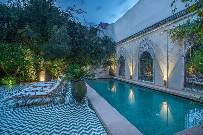 Riad Laurence Olivier - Aktivite