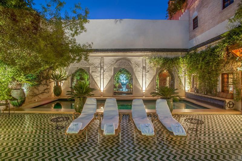 Riad Laurence Olivier - Aktivite