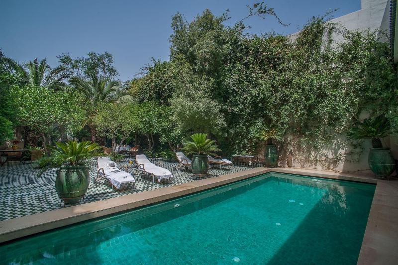 Riad Laurence Olivier - Aktivite