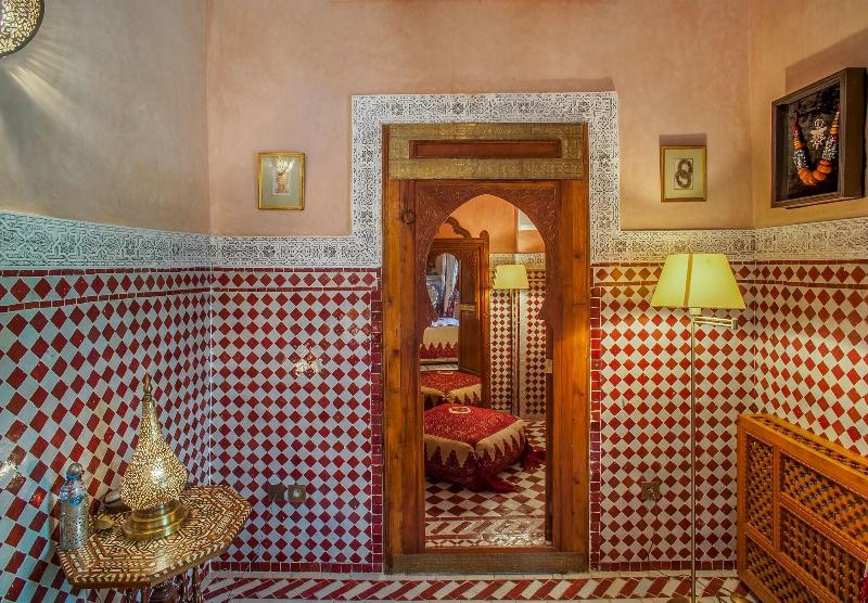 Riad Laurence Olivier - Oda