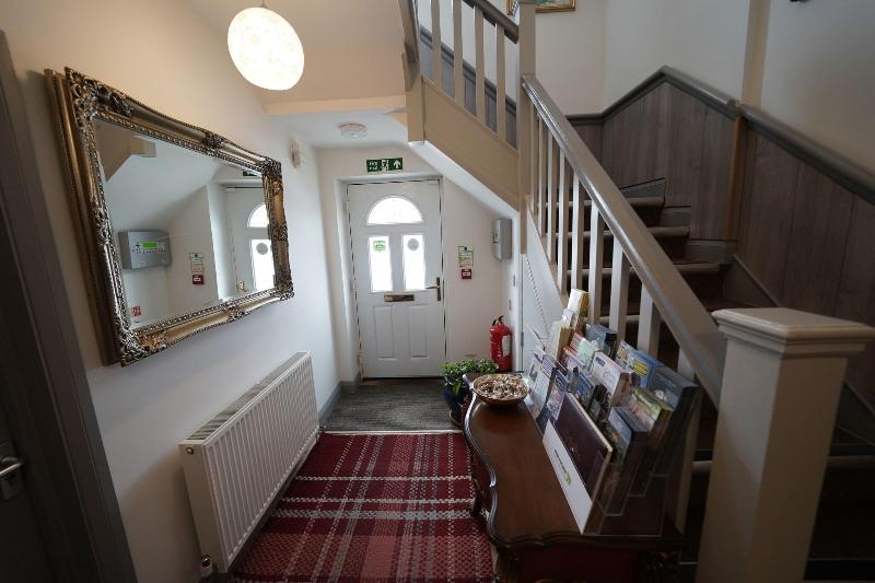 Oxford Guest House - Lobi