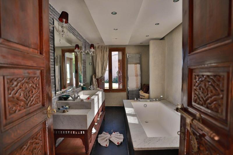 Riad Mayfez Suites Spa - Oda