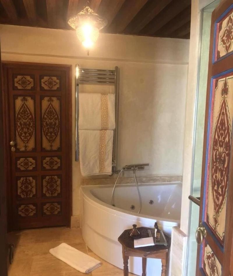 Riad Mayfez Suites Spa - Oda
