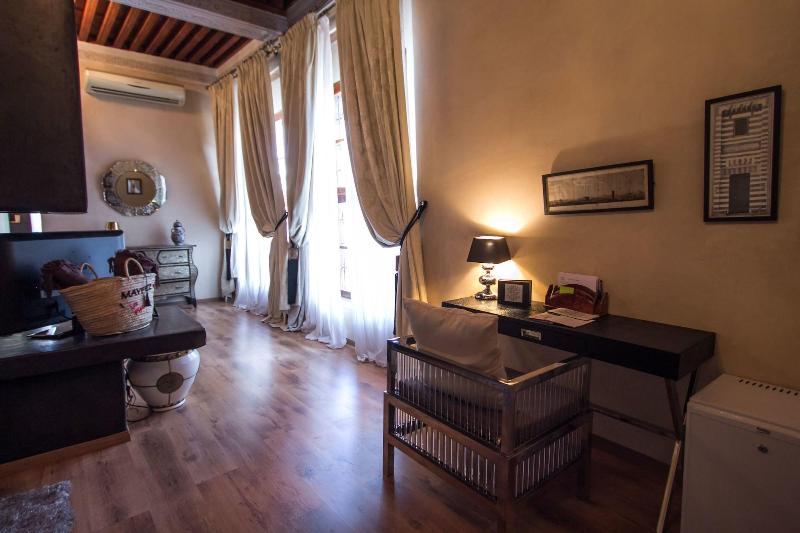 Riad Mayfez Suites Spa - Oda