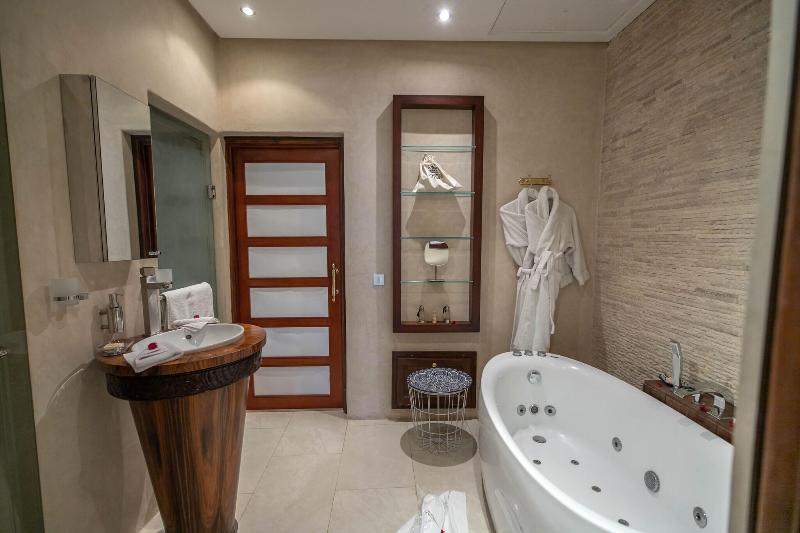Riad Mayfez Suites Spa - Oda