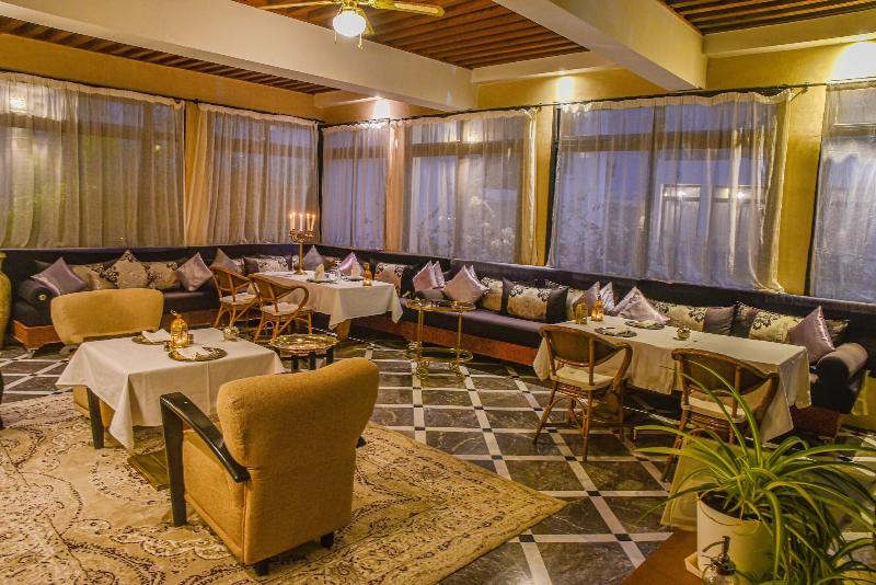 Riad Mayfez Suites Spa - Restoran