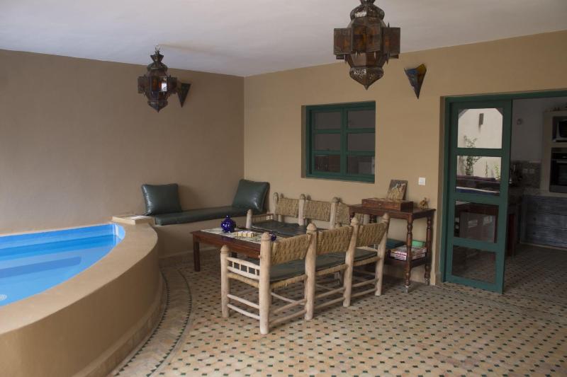Riad Anma - Lobi