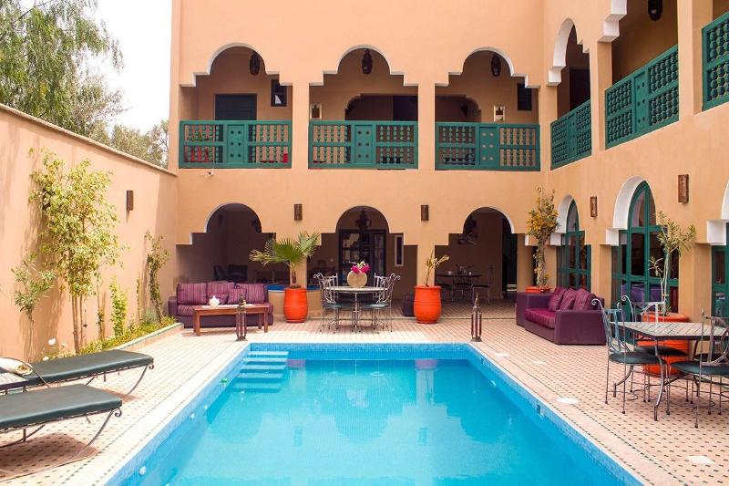 Riad Anma - Aktivite
