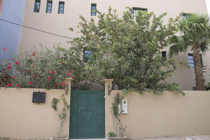 Riad Anma - Genel