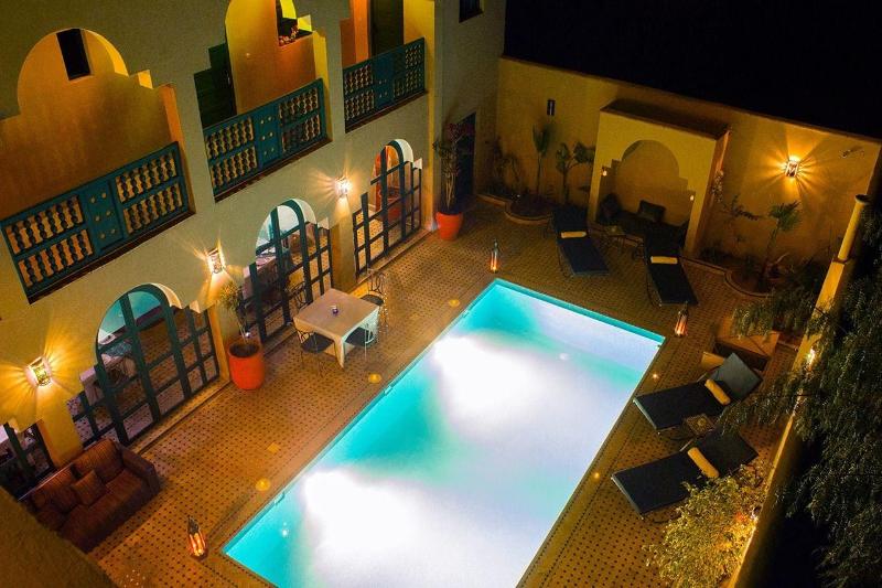 Riad Anma - Genel
