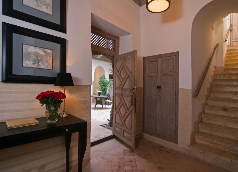 Riad Tzarra - Lobi
