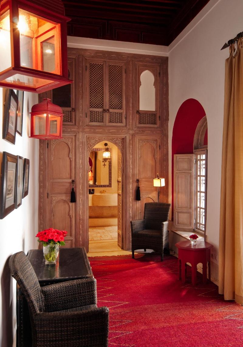 Riad Tzarra - Oda