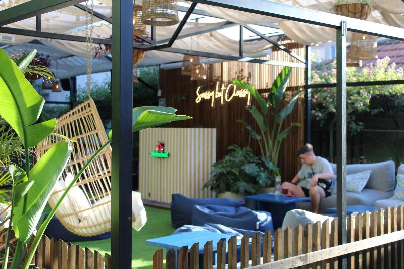 Sant Jordi Hostels Lisbon - Genel