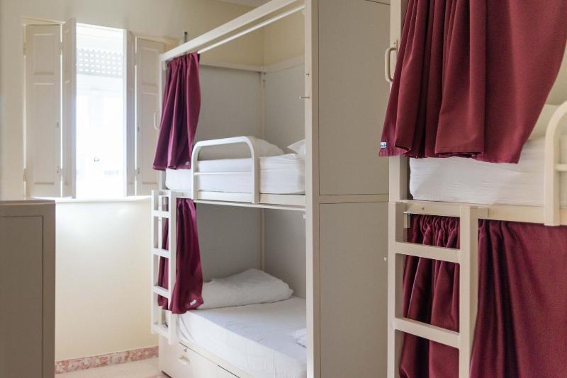 Sant Jordi Hostels Lisbon - Oda