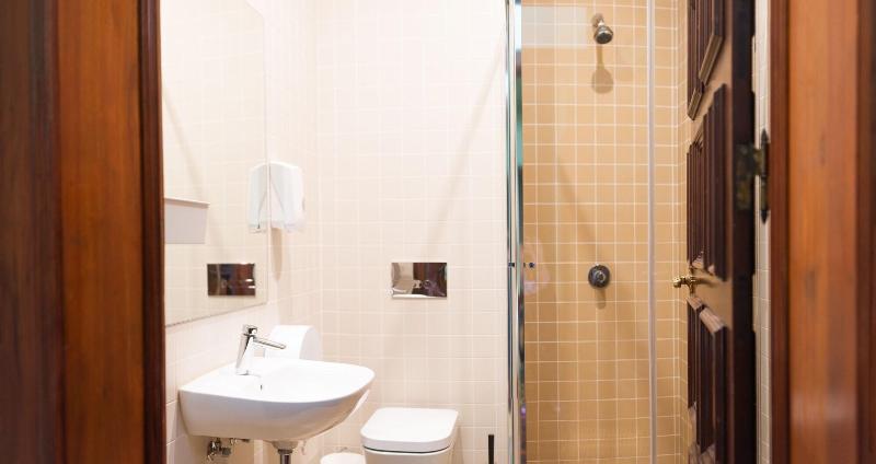 Sant Jordi Hostels Lisbon - Oda