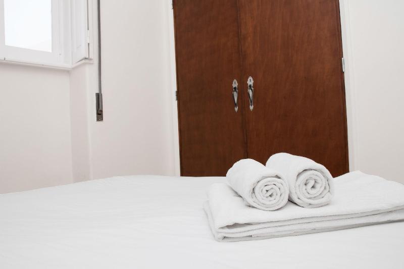 Sant Jordi Hostels Lisbon - Oda