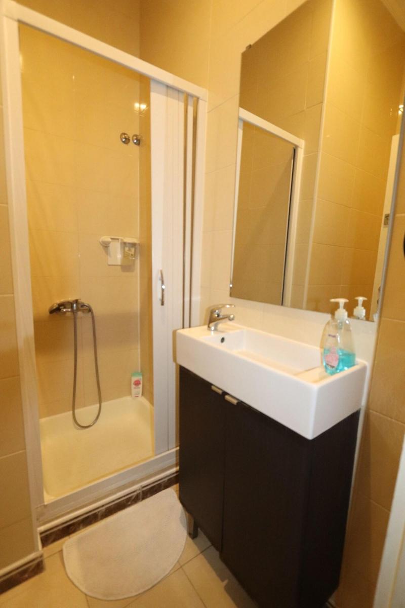 City Center Guest House Hostel - Oda