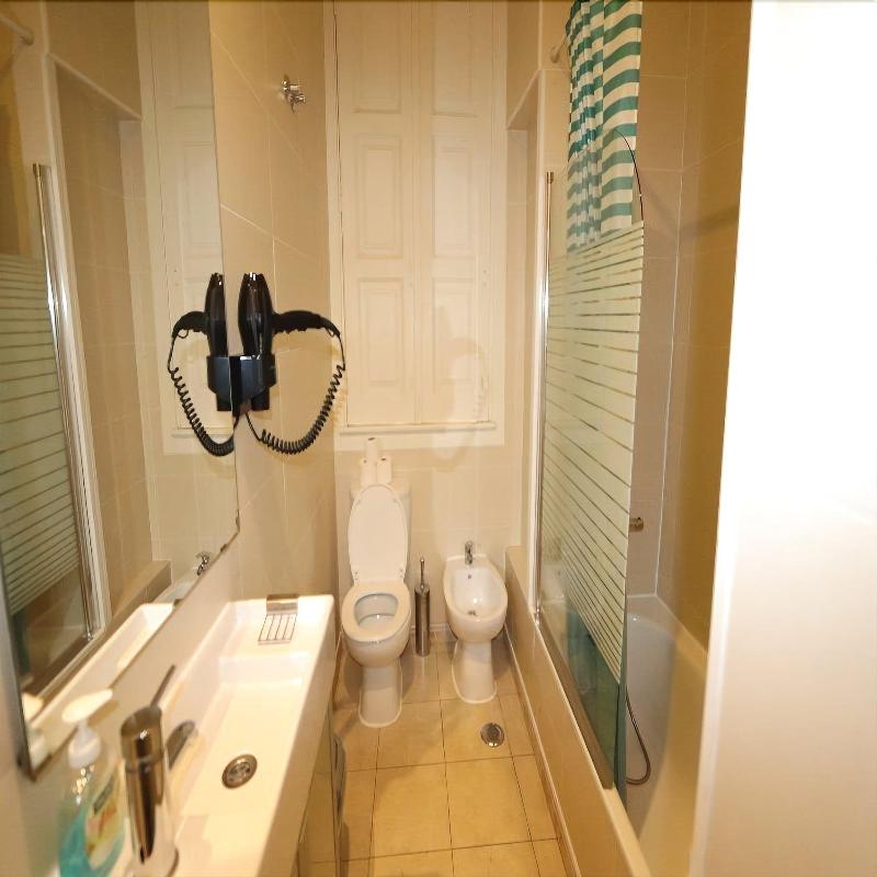 City Center Guest House Hostel - Oda