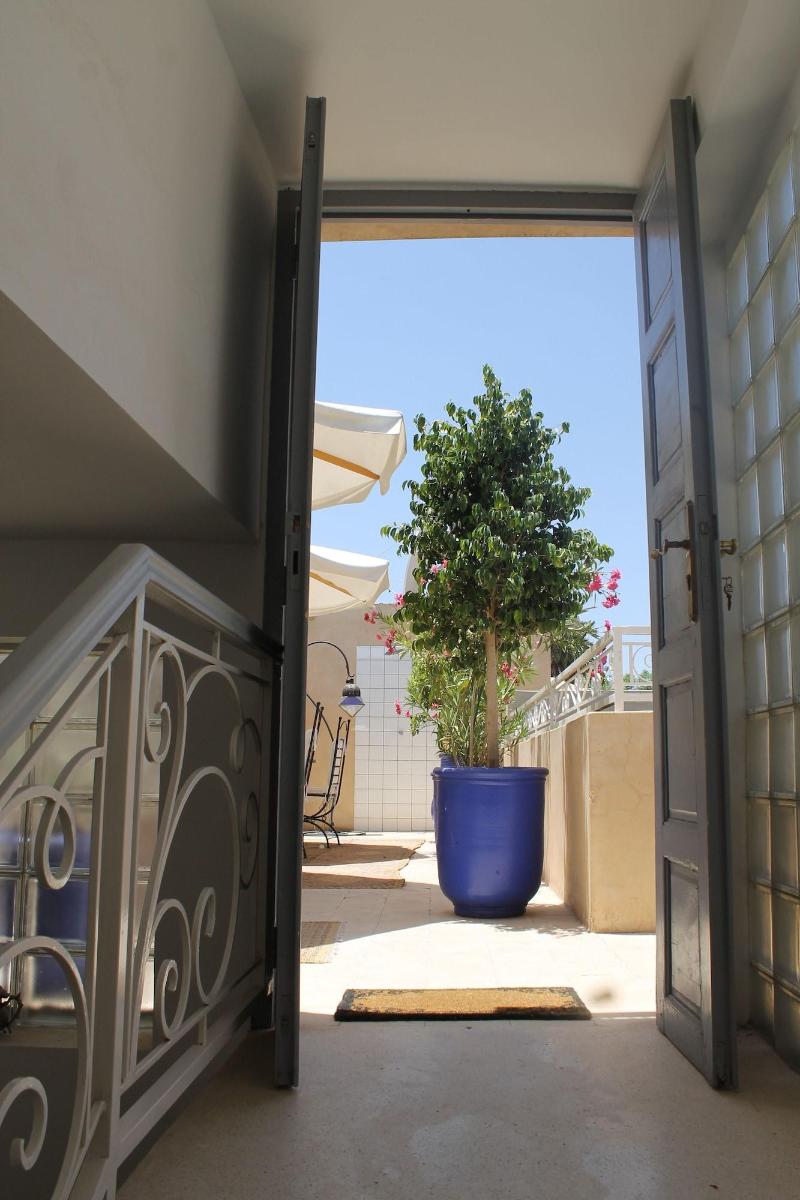 Riad Nafis - Lobi
