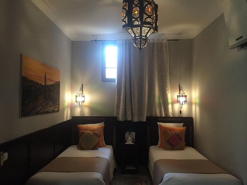 Riad Nafis - Oda