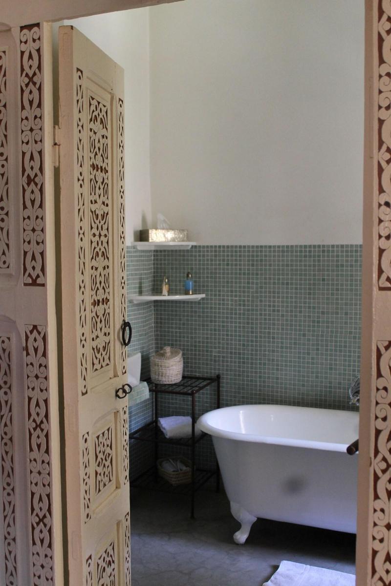 Riad Nafis - Oda