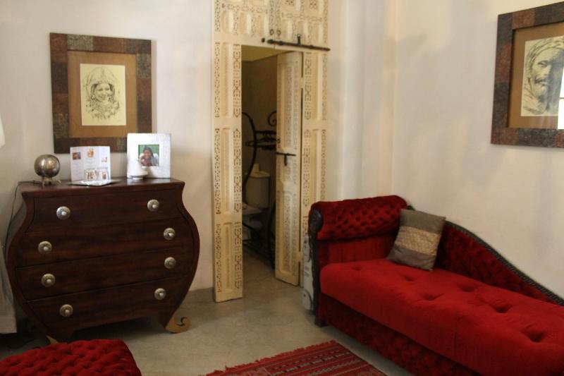 Riad Nafis - Oda