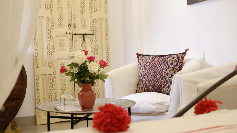 Riad Nafis - Oda