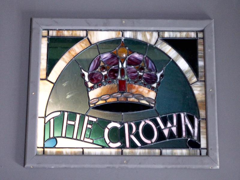 The Crown At Playhatch - Bar