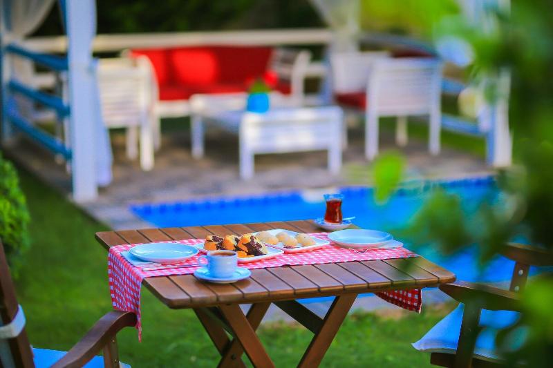 Alaçatı Balbadem Otel - Restoran