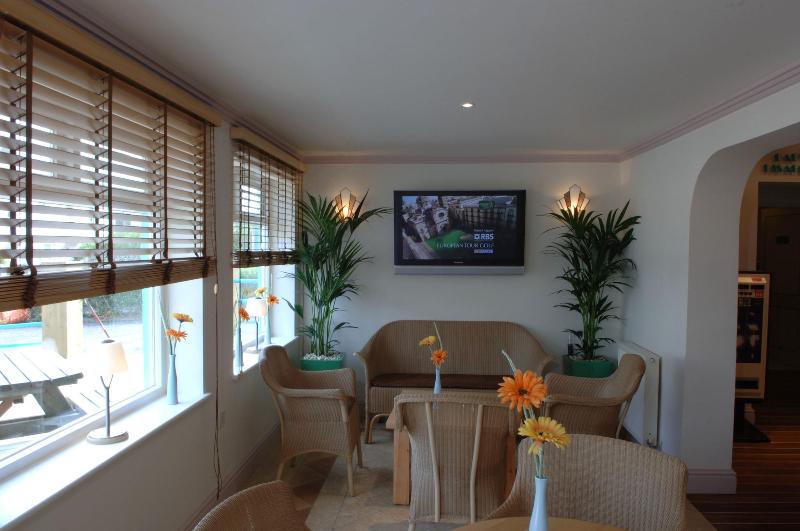 The Waterfront Inn - Bar
