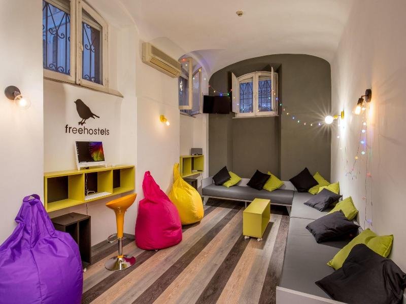 Free Hostels Roma - Lobi