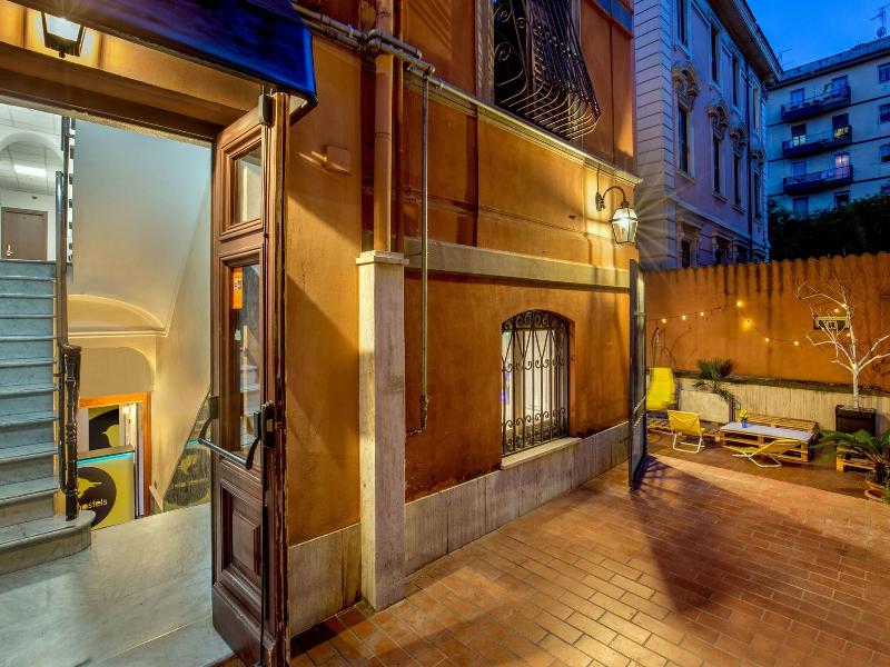 Free Hostels Roma - Genel