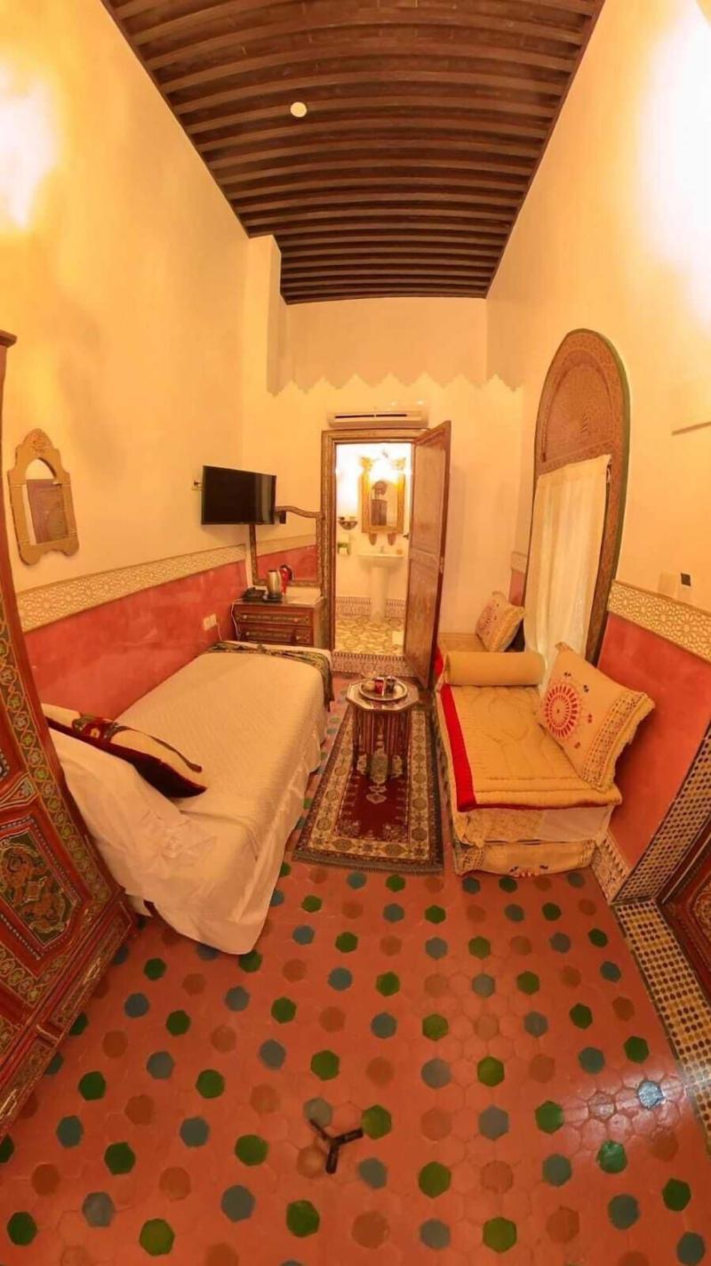 Riad Las Mil Y Una Noches - Oda