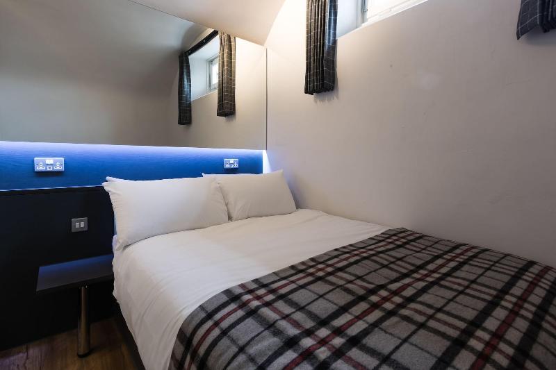 Code Pod A The Court Edinburgh - Oda
