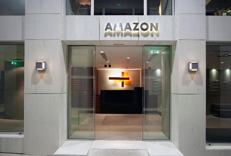 Amazon Hotel - Genel
