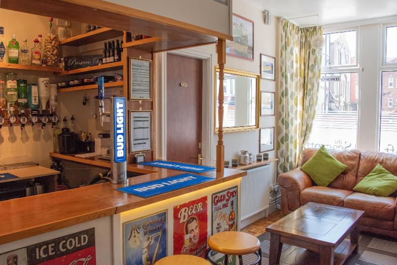 The Seacroft - Bar