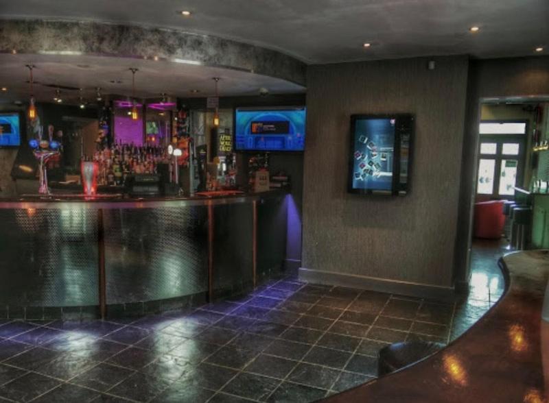 The Castle - Bar