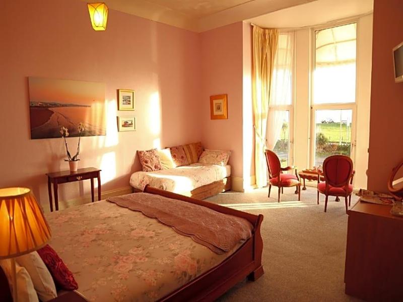 Cherry Tree Hotel - Oda