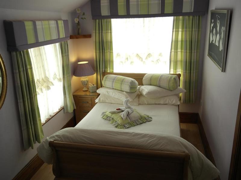 Little Red Rooster Rest And Spa - Genel