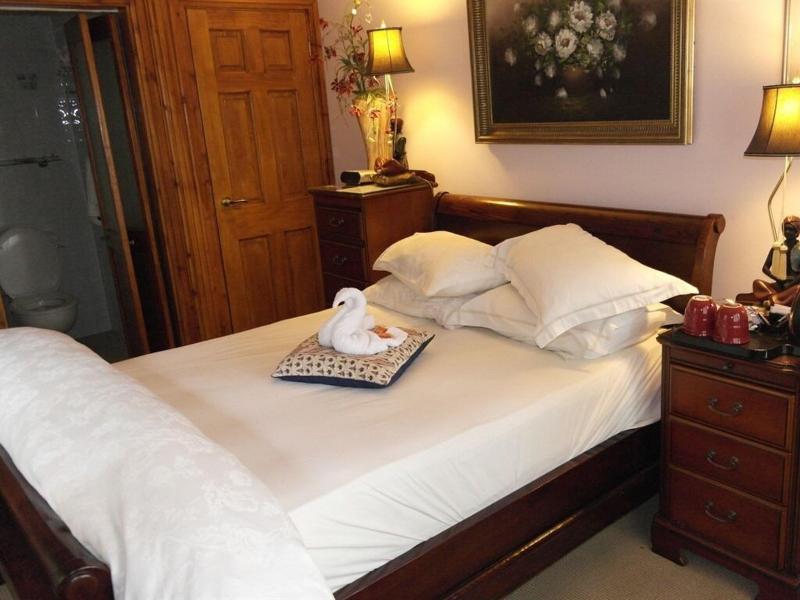 Little Red Rooster Rest And Spa - Oda