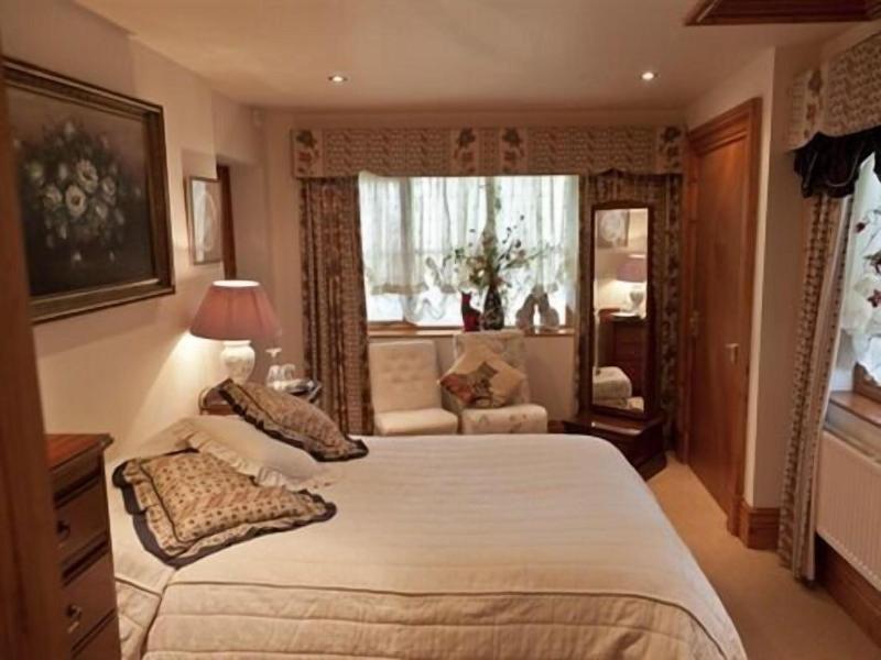 Little Red Rooster Rest And Spa - Oda