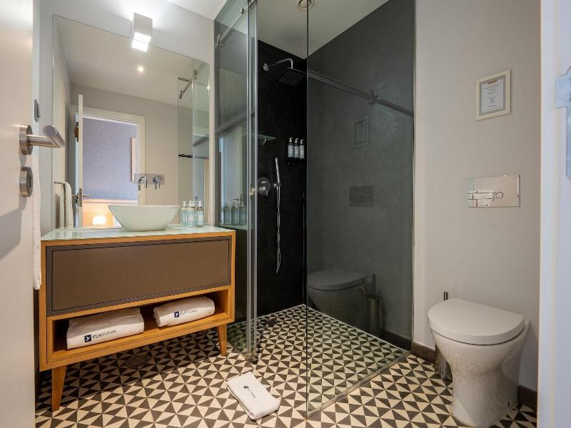 Santa Catarina FLH Suites - Oda