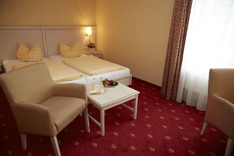 Bed Breakfast Hotel Ma Llerhof - Oda